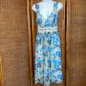 Sundance Beautiful Lined Floral Silk Sleeveless Deep v-neck Empire Dress Size 10